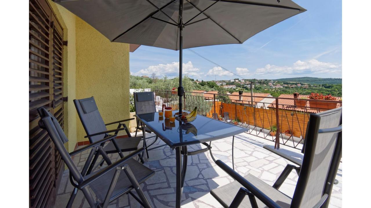 Holiday Home Vlady By Rent Istria Буйе Екстериор снимка