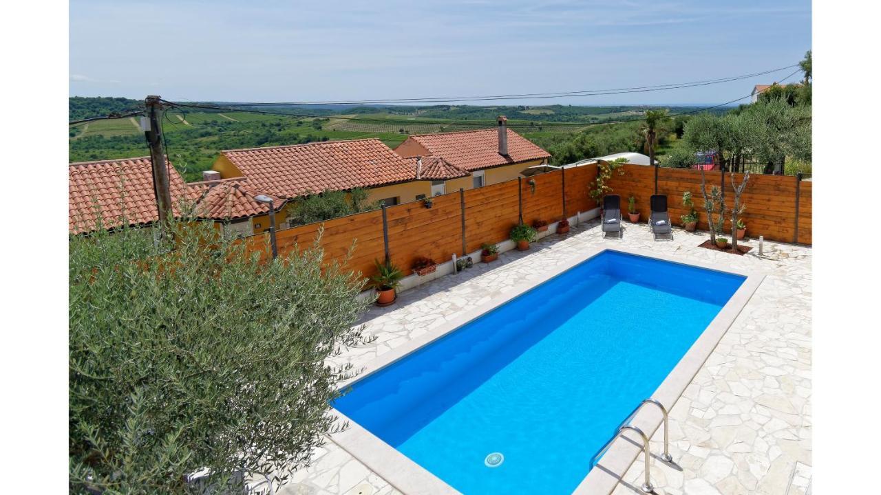 Holiday Home Vlady By Rent Istria Буйе Екстериор снимка