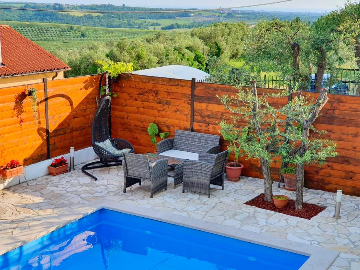 Holiday Home Vlady By Rent Istria Буйе Екстериор снимка